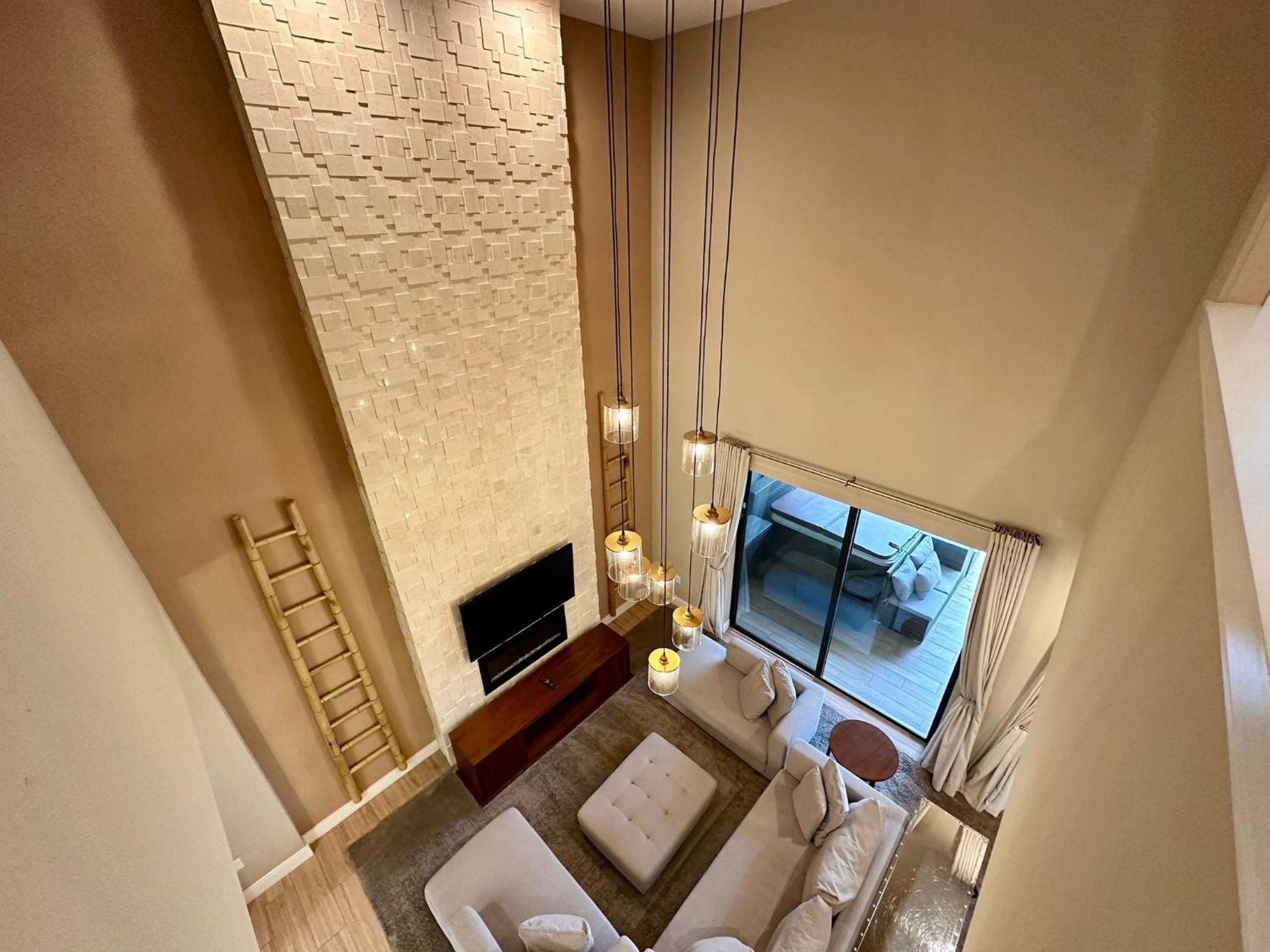 Luxury Home In Orlando With Private Hot Tub - 7 Min From Disney Parks - 3 Bedrooms And 4 Bathrooms! المظهر الخارجي الصورة